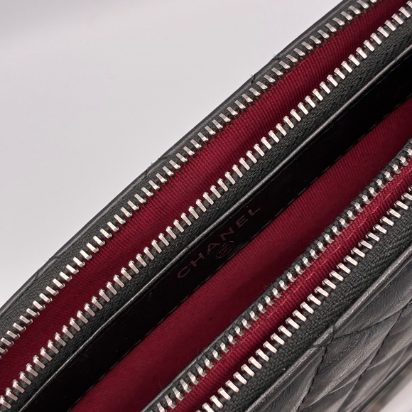 Chanel Mini Gabrielle - Picture 9 of 16